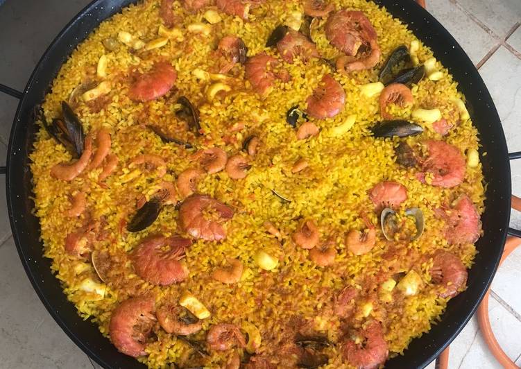 Paella de despedida vacacional