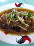 ซี่โครงหมูตุ๋นตั่งเซิน
