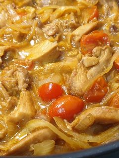 Una foto de Tiras de pollo en salsa agridulce