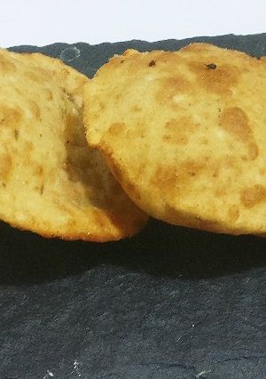 A picture of Masala puri.