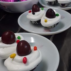 A picture of Chocolate and cream boat.