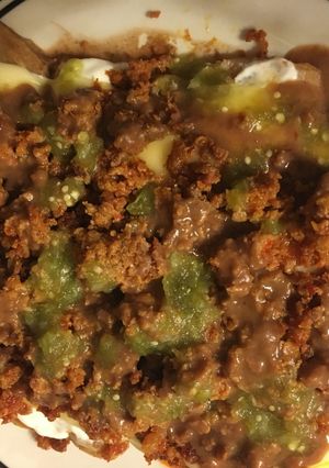 Una foto de Enfrijoladas de chorizo