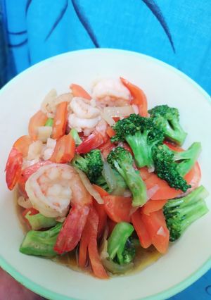 Foto resep Cah Brokoli Wortel Udang