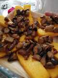 Crostini di polenta fritta ai funghi trifolati