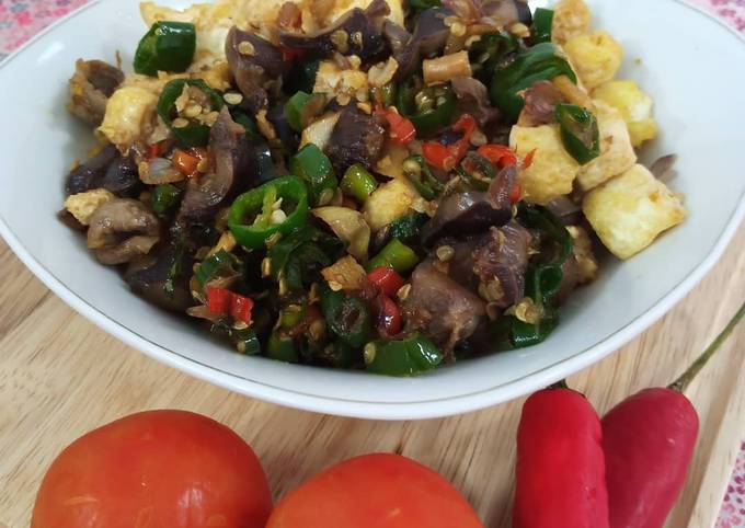 Anti Ribet, Buat Ampela Ayam Ft Putih Telur Tumis Cabai Hijau Ala Dapur Saya 😍 Enak Terbaru