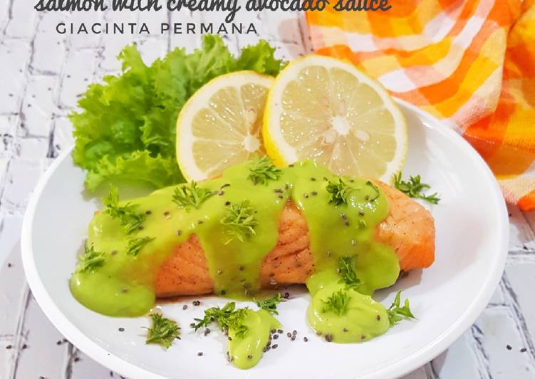Resep Salmon with Creamy Avocado Sauce Lezat