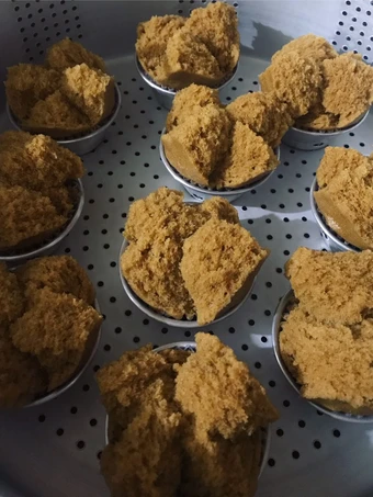 Cara Gampang Membikin Resep Bolu kukus gula merah, lembut dan pasti mekar yang  Bikin Ketagihan Anti Ribet, Menggugah Selera