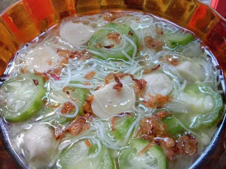 Langkah Gampang Menyiapkan Resep Sop Gambas Bakso Ayam yang Lezat Anti Ribet, Mantap