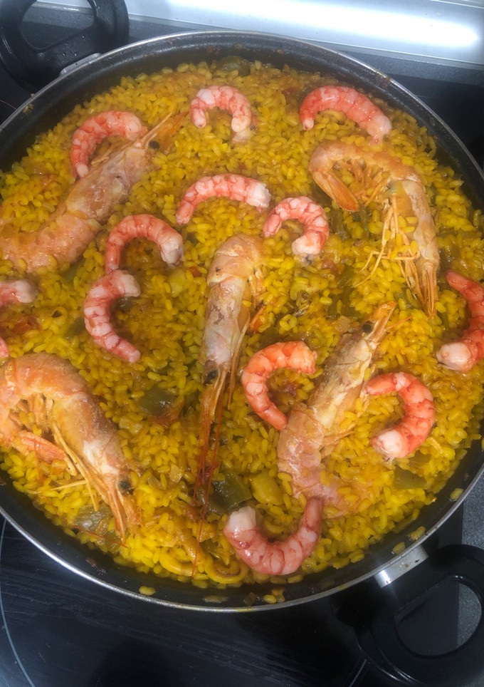 Una foto de Paella de carabineros