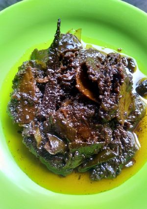 খোসা সহ আমের আচার রেসিপির প্রধান ছবি