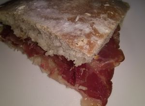 Una foto de Sándwich de pan ciabatta
