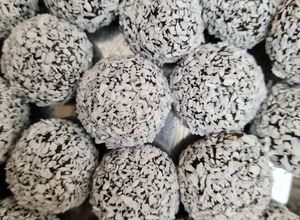 Una foto de Negrinhos o brigadeiros 🇧🇷