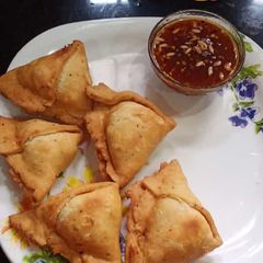 Samosas A picture of Samosas.