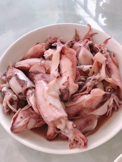 Hình của món Mực xào tỏi 🦑🦑.