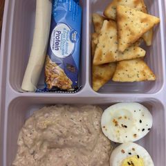 A picture of Tuna Delight Bento Box.