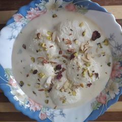 A picture of Rasmalai.