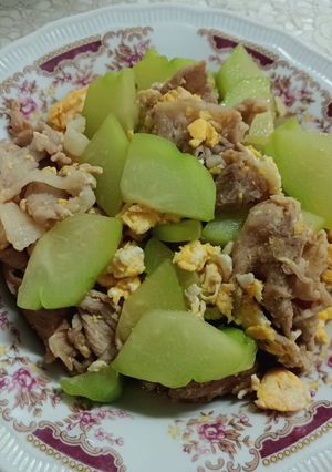 รูปของ มะระหวานผัดไข่ใส่หมู