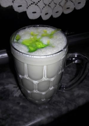 A picture of Apple & Banana jello shake #RamadankiTayari.