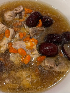 枸杞紅棗排骨湯 的食譜成品照片
