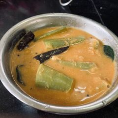 A picture of Kerala Style Baingan Dal Curry.