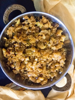 பாவக்கா தோரன் (pavakkai thoran Recipe in Tamil) செய்முறை முக்கிய புகைப்படம்