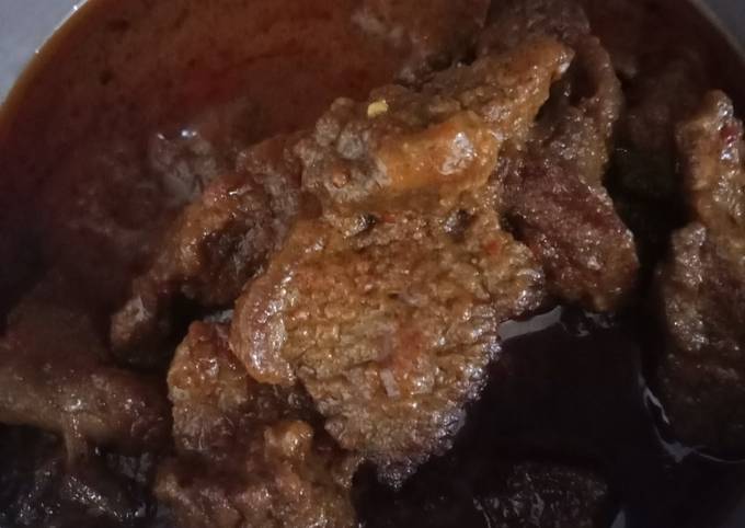 Semur daging sapi