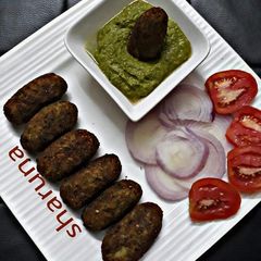 A picture of Hara bhara kebabs.