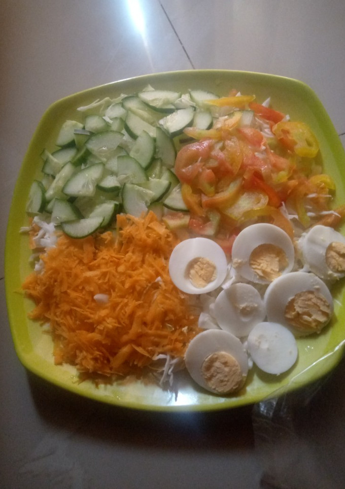A picture of Simple salad.