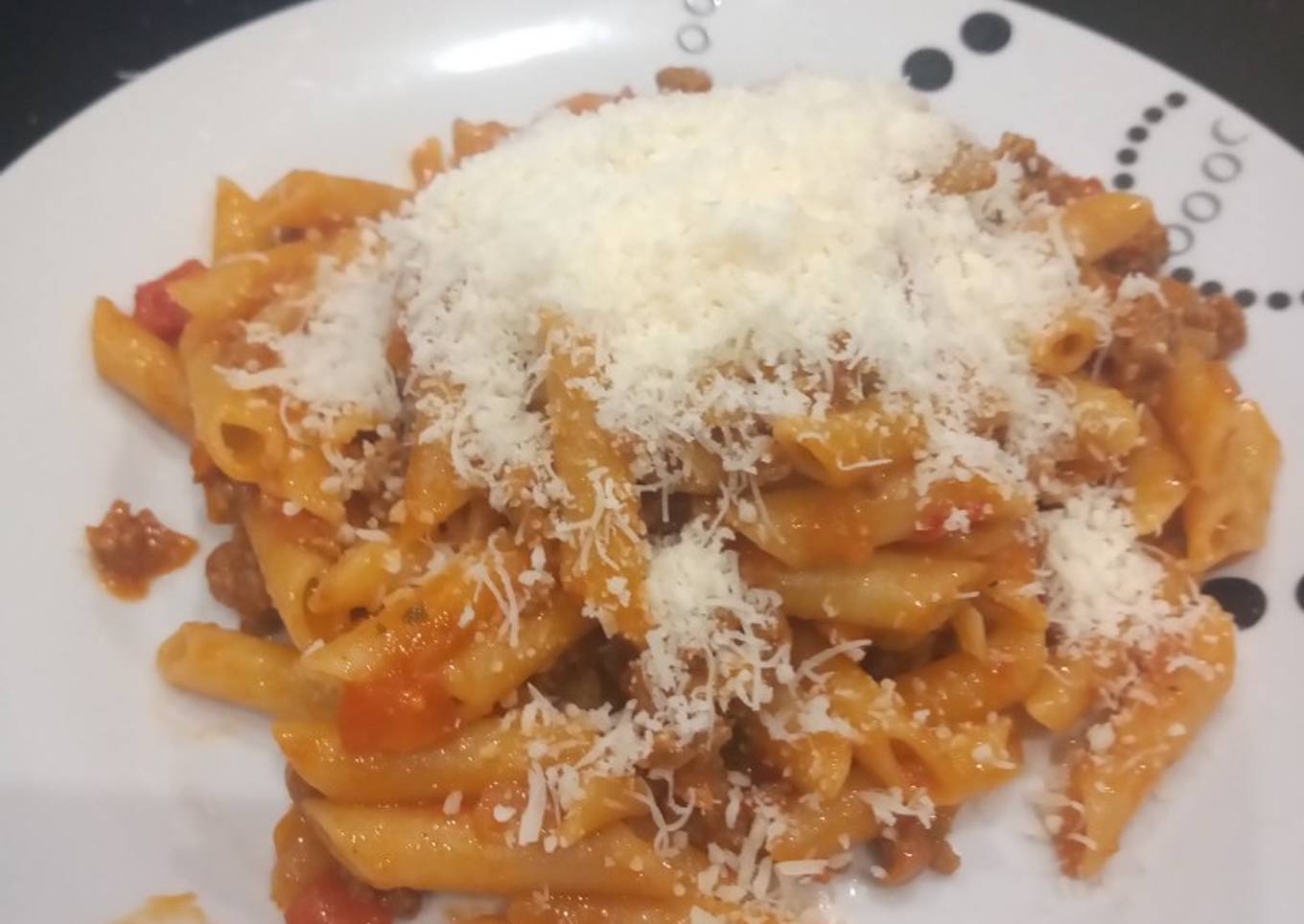 Pasta a la boloñesa a manera