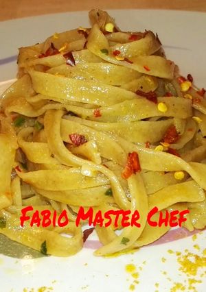 A picture of Fettuccine with Garlic, Olive Oil, Red Pepper Flakes, and Mullet Bottarga.