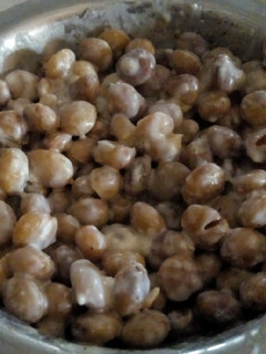 A picture of Mbaazi (Pigeon Peas) and Sour Milk Snack.