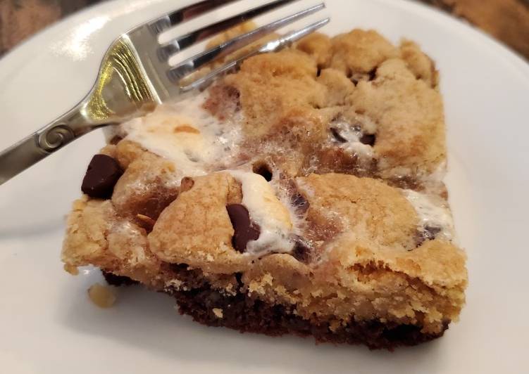 How to Prepare Homemade Chocolate Chip Cookie Brownies
