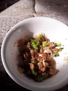 A picture of Shrimp salad.