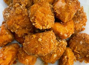 Una foto de Nuggets o Crispy fried chicken - con o sin TACC