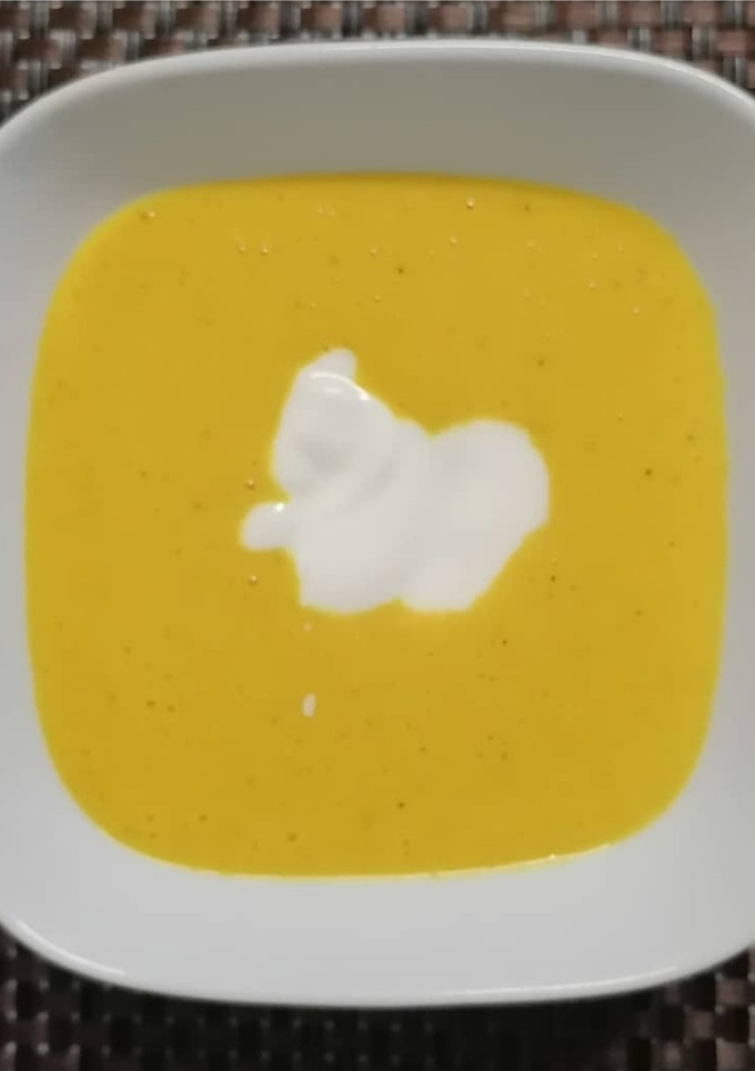 Una foto de Crema de elote estilo hindú