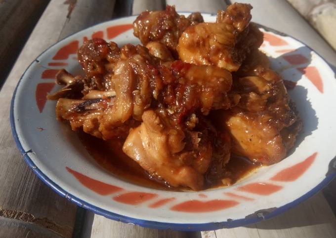 121. Ayam semur