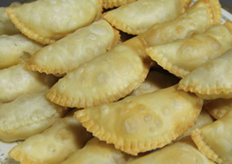 Recipe of Favorite Khoya Gujiya