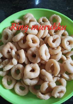 கோகனட் ரிங் முறுக்கு (Coconut ring murukku recipe in tamil) செய்முறை முக்கிய புகைப்படம்