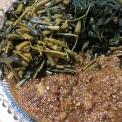 A picture of sayur sambel kacang mangga.