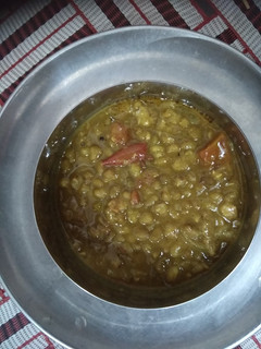 A picture of Moong dal(green moong).