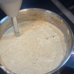 A picture of Worlds best (not joking) Cream of mushroom Soup - Quick Easy and SHOW STOPING :P - Enjoy.