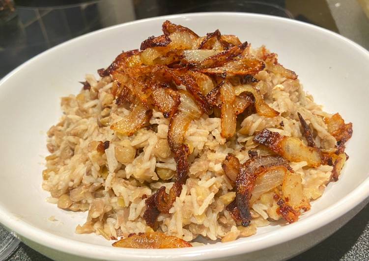 Moujadara - brown lentils and rice with fried onions