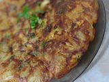 طورطيلة بطاطا أو غراتان في المقلة سهلة