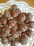 Biscotti al cioccolato fondente, mandorle e cocco
