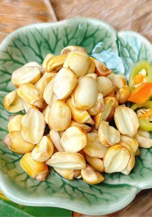 Hình của món Hạt sen tươi ngâm mắm chua ngọt.