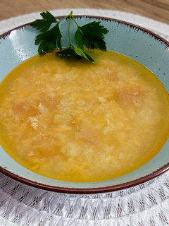 Una foto de Sopa de trucha
