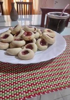 Una foto de Pepitas de limón con dulce de frutilla