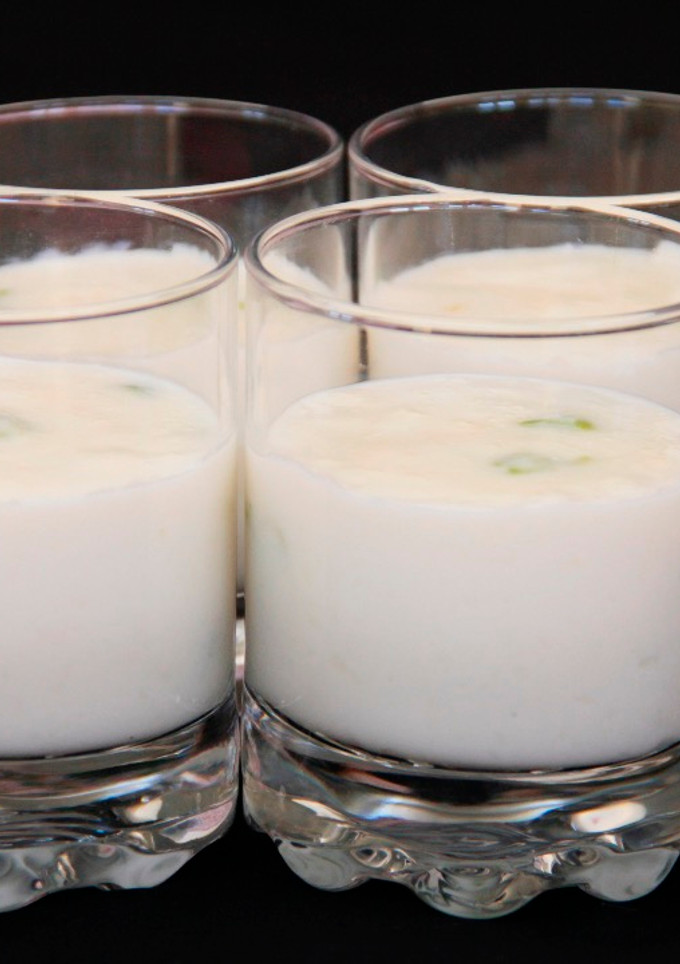 Una foto de Leche con habas. Postre sirio fácil y rápido
