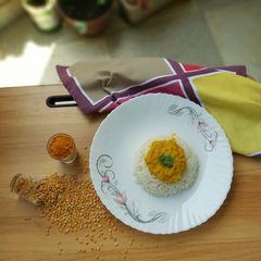 A picture of Varan bhaat.
