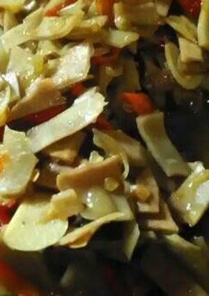 Foto resep Tumis kulit singkong pedas